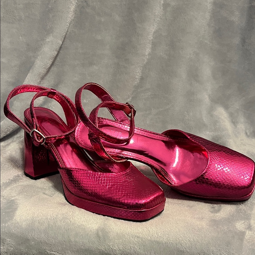 Faryl Elegant Pink Strappy Heels